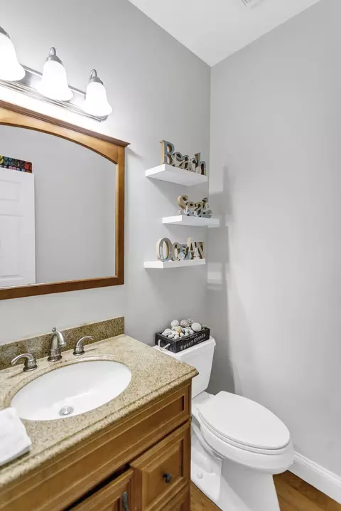 Bath - 3 Regal Ct, Algonquin, IL 60102 photo 1 of 8