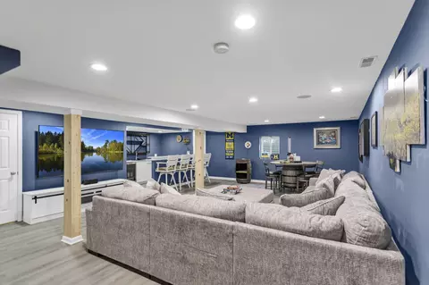 Living - 3 Regal Ct, Algonquin, IL 60102 photo 1 of 2