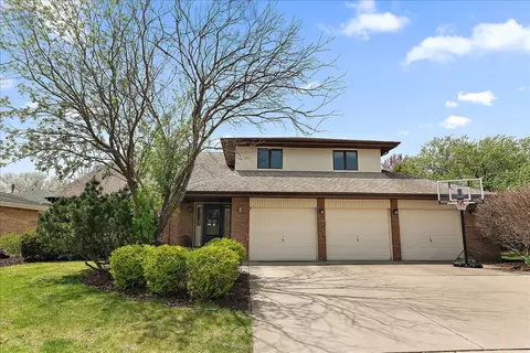 17752 Lilac Ln, Tinley Park, IL 60477