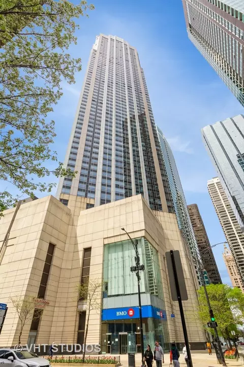 512 N Mcclurg Ct #1707, Chicago, IL 60611
