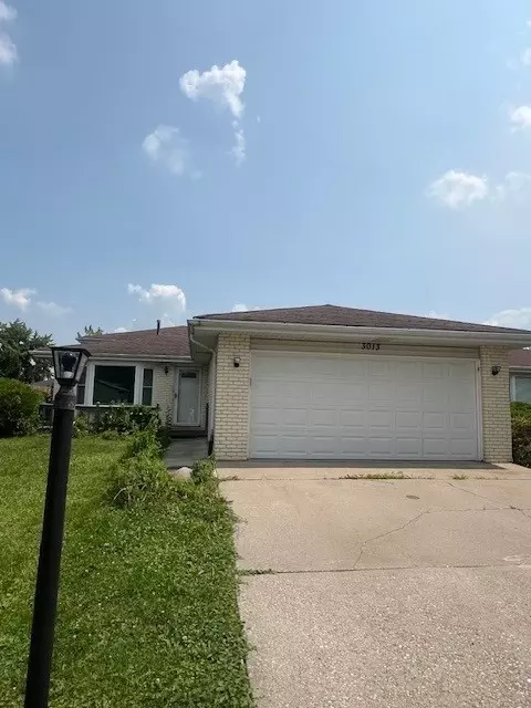 3013 Crescenzo Dr, South Chicago Heights, IL 60411