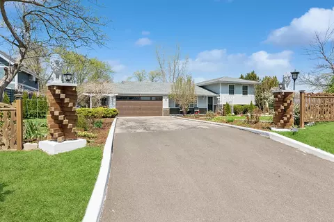 21 W546 Bemis Rd, Glen Ellyn, IL 60137