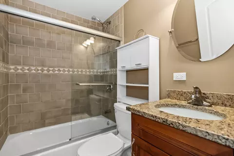 2710 N Artesian Ave, Chicago, IL 60647 photo 41