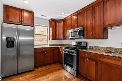 2710 N Artesian Ave, Chicago, IL 60647 photo 31