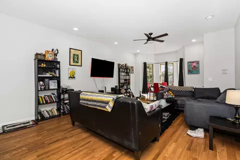 2710 N Artesian Ave, Chicago, IL 60647 photo 20