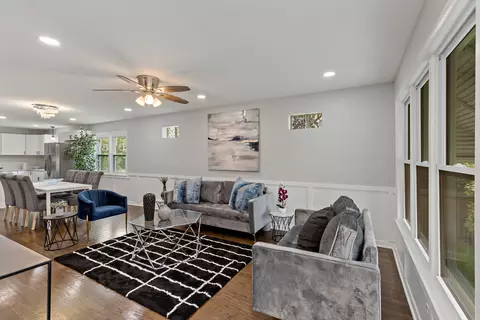 Living - 1121 E 93rd St, Chicago, IL 60619 photo 1 of 2