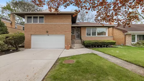 6618 N Christiana Ave, Lincolnwood, IL 60712