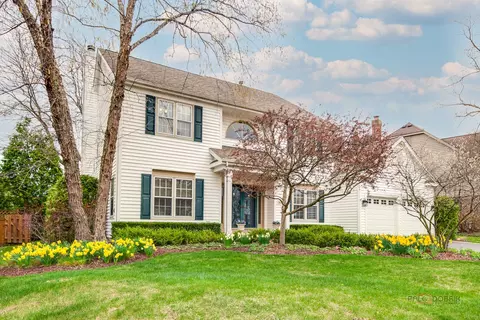 1641 Alemeda Ln, Mundelein, IL 60060
