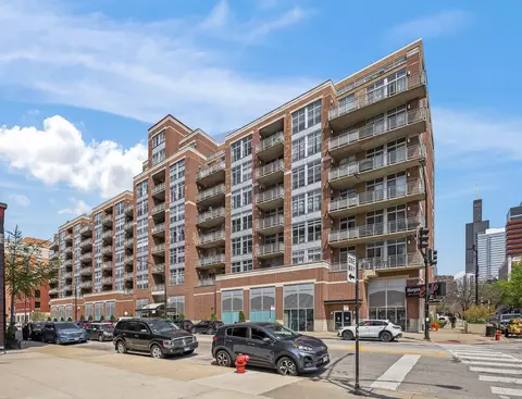 111 S Morgan St #512, Chicago, IL 60607