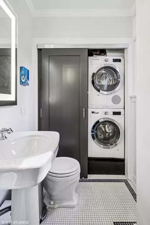 Other - 222 E Chestnut St #7B, Chicago, IL 60611 photo 6 of 8
