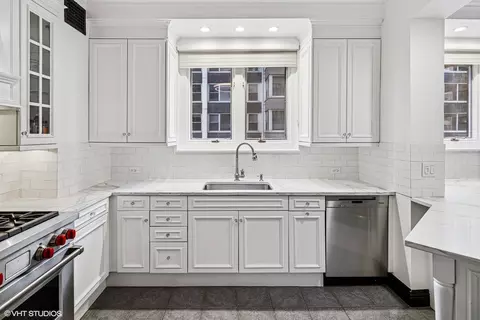 Kitchen - 222 E Chestnut St #7B, Chicago, IL 60611 photo 1 of 4