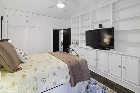 Bedroom - 222 E Chestnut St #7B, Chicago, IL 60611 photo 4 of 4