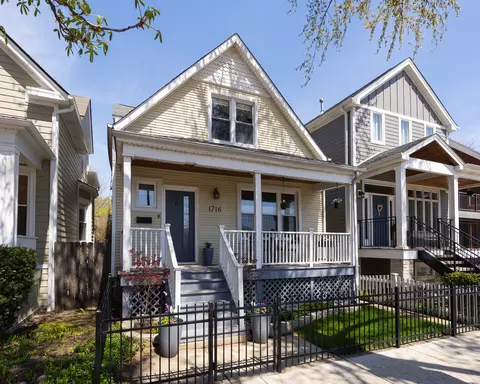 1716 W Winnemac Ave, Chicago, IL 60640