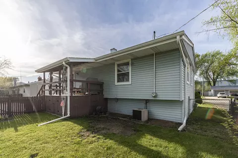 Exterior - 738 Tinley Dr, Aurora, IL 60506 photo 5 of 6