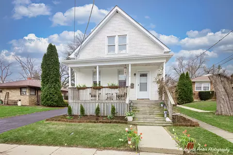 300 Park Ave, Antioch, IL 60002