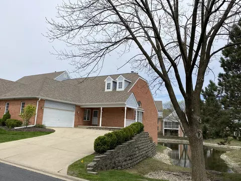5608 Chesapeake Dr, Mchenry, IL 60050