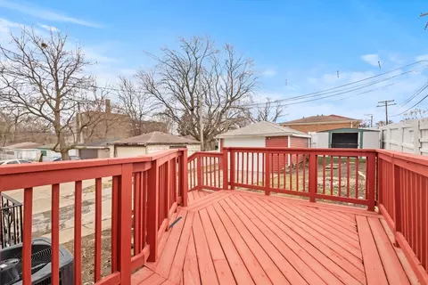 Exterior - 115 E 119th St, Chicago, IL 60628 photo 2 of 2