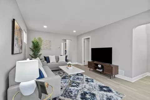 Living - 115 E 119th St, Chicago, IL 60628 photo 3 of 4