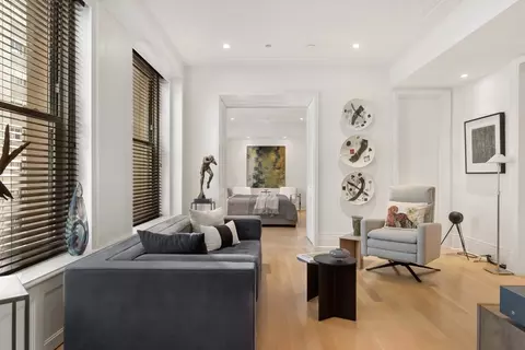 Living - 159 E Walton Pl #7F, Chicago, IL 60611 photo 4 of 5