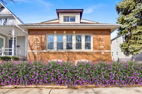 4240 N Lawndale Ave, Chicago, IL 60618