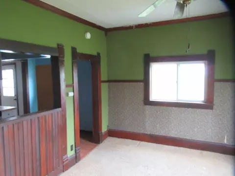 Living - 316 E Hancock St, Longview, IL 61852 photo 1 of 1