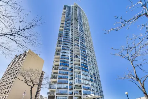 940 W Glenlake Ave #19B, Chicago, IL 60660
