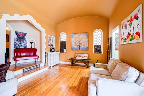 Living - 8240 S Champlain Ave, Chicago, IL 60619 photo 4 of 6
