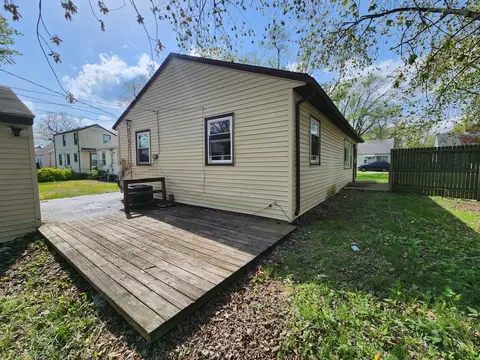 Exterior - 1790 Sunnyside Ave, Kankakee, IL 60901 photo 4 of 5