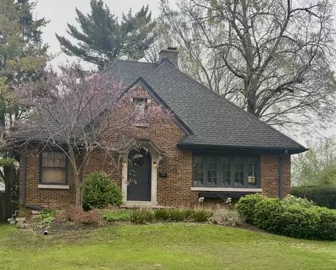 311 Bartram Rd, Riverside, IL 60546
