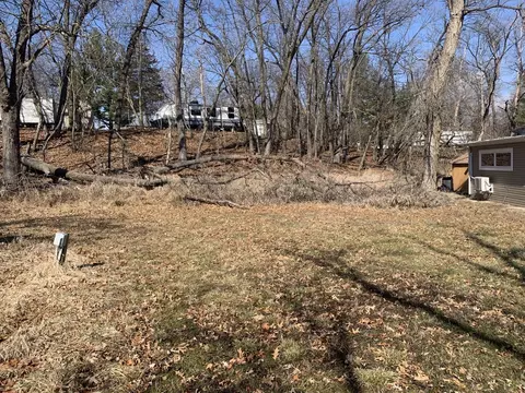 5 385 Woodhaven, Sublette, IL 61367