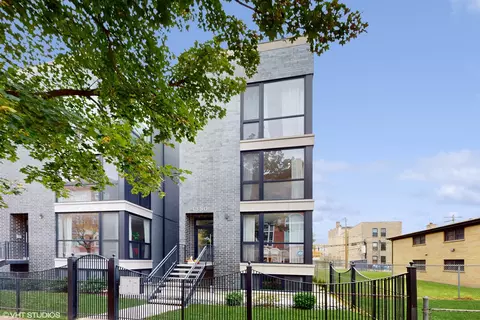 1350 N Claremont Ave #2, Chicago, IL 60622