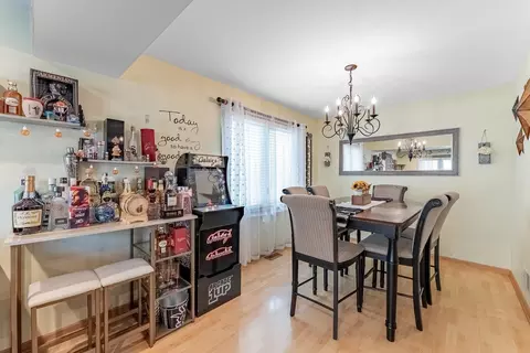 Dining - 15412 Hamlin Ave, Markham, IL 60428 photo 1 of 2
