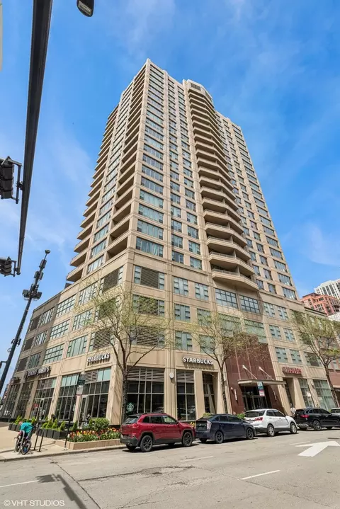 200 N Jefferson St #905, Chicago, IL 60661