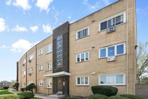 10332 S Pulaski Rd #307, Oak Lawn, IL 60453