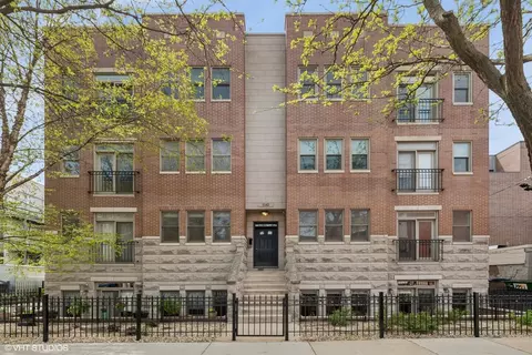 1142 N Wood St #1N, Chicago, IL 60622