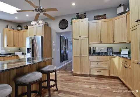 2601 N Villa Ln, Mchenry, IL 60051 photo 4