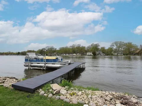 2601 N Villa Ln, Mchenry, IL 60051 photo 32