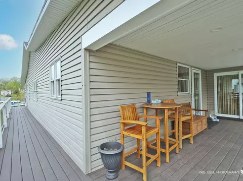 2601 N Villa Ln, Mchenry, IL 60051 photo 3