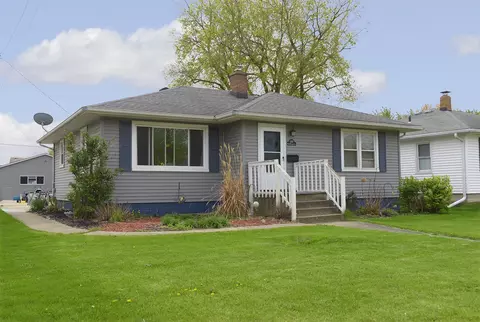 1307 W Washington St, Ottawa, IL 61350