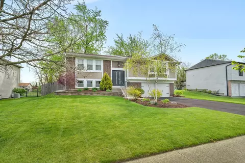 629 Sheffield Ln, Bolingbrook, IL 60440
