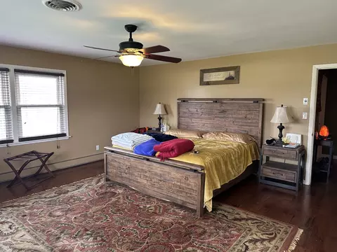 Bedroom - 436 E Seminary Ave, Onarga, IL 60955 photo 1 of 2