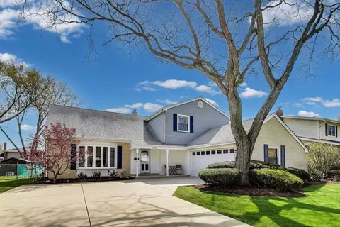 1319 S Ridge Ave, Arlington Heights, IL 60005