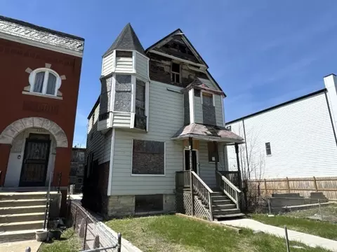 6352 S Evans Ave, Chicago, IL 60637