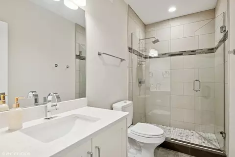 Bath - 1958 Central Rd, Glenview, IL 60025 photo 4 of 4