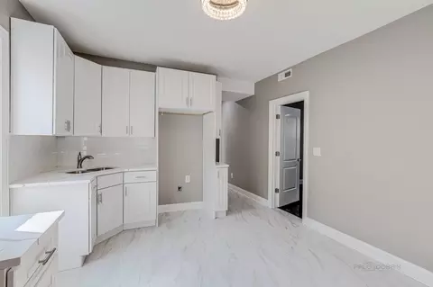 3048 E 80th St, Chicago, IL 60617 photo 18