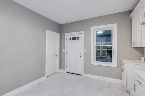 3048 E 80th St, Chicago, IL 60617 photo 9