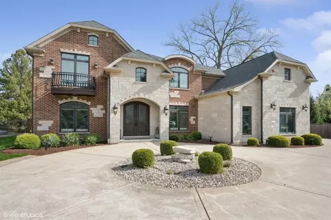 3244 Lakeside Ave, Northbrook, IL 60062