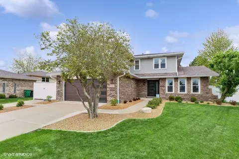 17243 Inverness Dr, Tinley Park, IL 60487