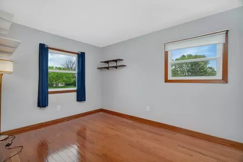 Bedroom - 108 Augusta Rd, Oswego, IL 60543 photo 2 of 3