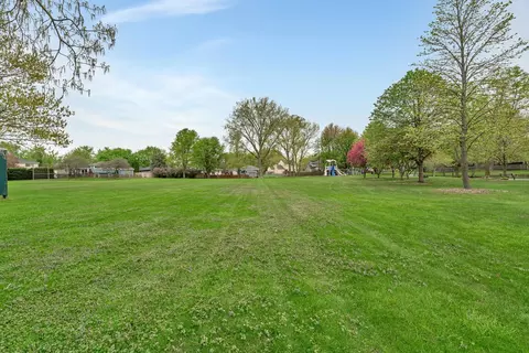 Exterior - 108 Augusta Rd, Oswego, IL 60543 photo 11 of 12